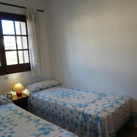 Casa Acogedora Con Gran Piscina, Cerca De La Playa Y Puerto De L'estartit, Admite Mascotas. - Es-323-2 Ferienhaus *